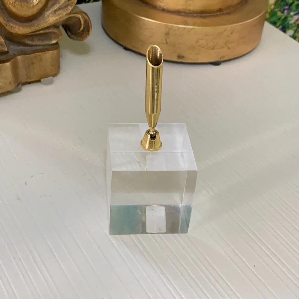 Z Galleris pen holder